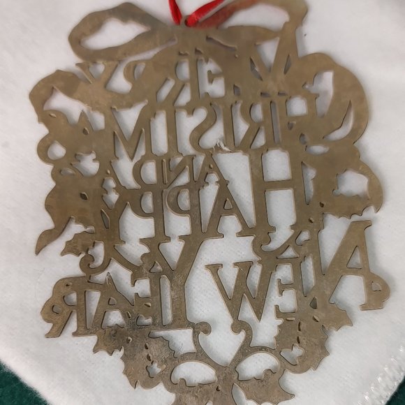 LUNT SILVER HOLIDAY ORNAMENT - Picture 4 of 5